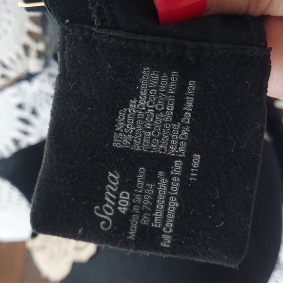 Set of 4 Sexy Soma Bras - Picture 12 of 13